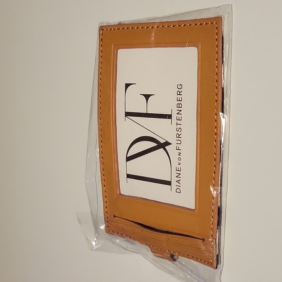 DVF luggage tag - Picture 1 of 4